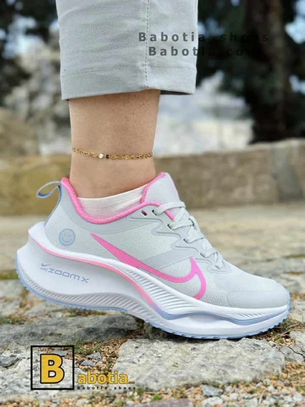 کتونی و کفش اسپرت نایک zoom (لبخند😀 ) طوسی زنانه و دخترانه