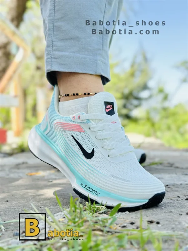 کتونی و کفش اسپرت نایک زوم (zoom) سفید زنانه و دخترانه