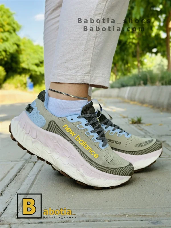 کتونی و کفش اسپرت نیوبالانس تریل V3 زیتونی زنانه و دخترانه