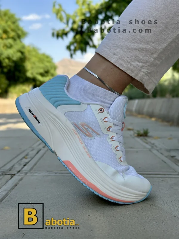 کتونی و کفش اسپرت اسکیچرز سفید زنانه و دخترانه