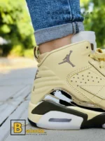 کتونی و کفش اسپرت نایک جردن 2023 کرم زنانه و دخترانه