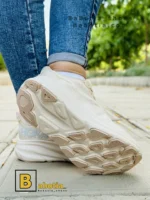 کتونی و کفش اسپرت هوکا کلیفتون 9 کرم زنانه و دخترانه