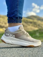 کفش هوکا مدل ترانسپورت کرم