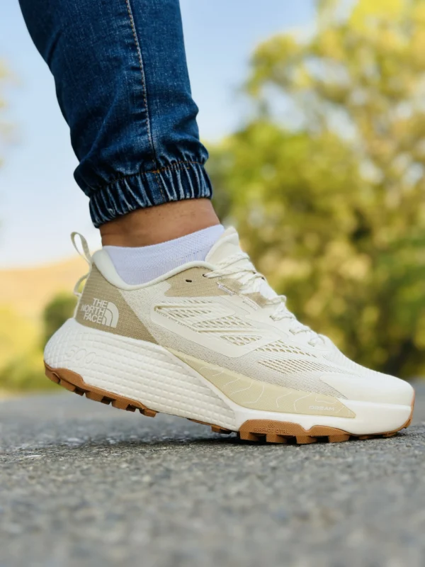 کتونی نورث فیس مدل Altamesa 500 رنگ کرم