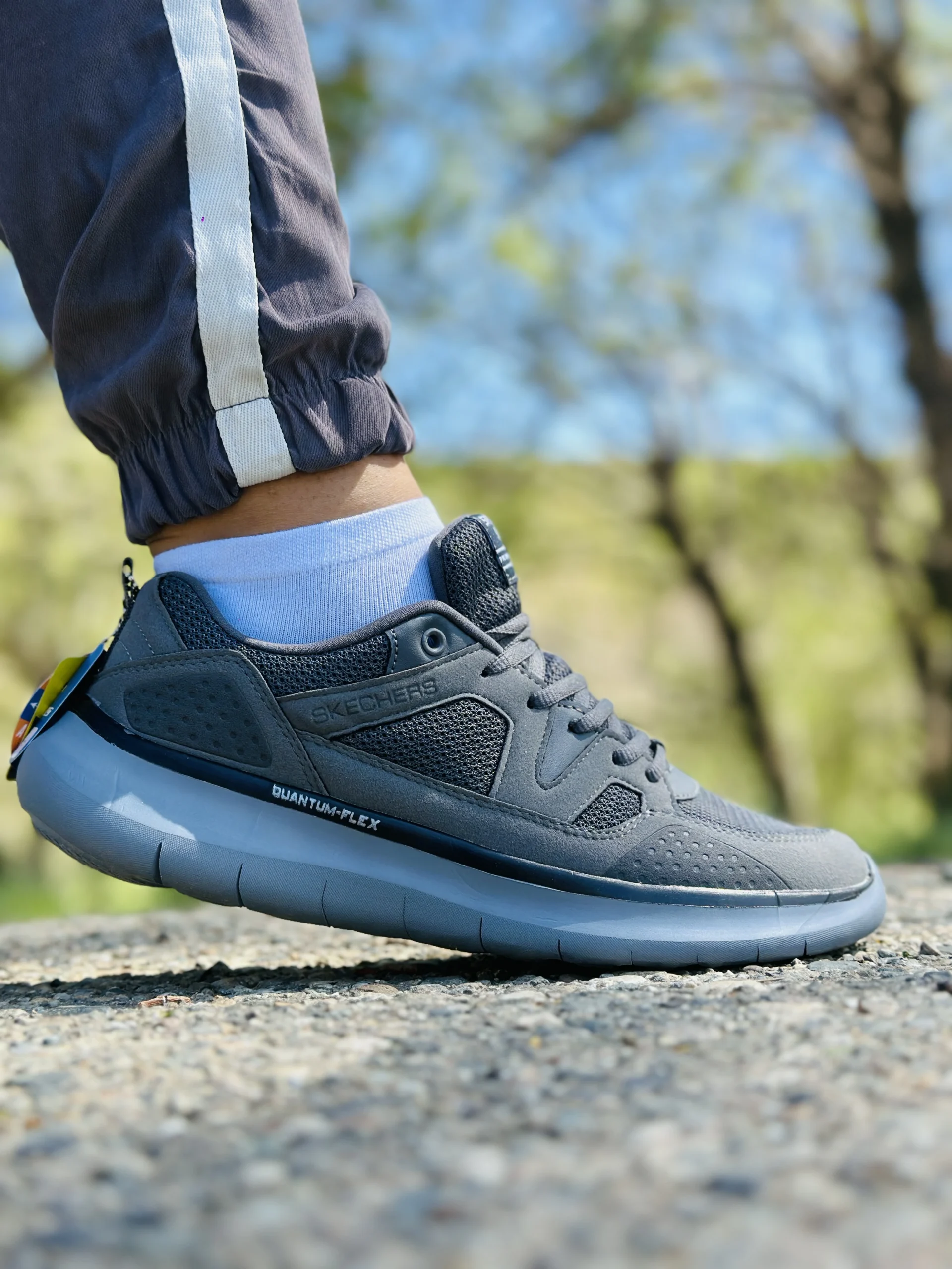 skechers-7307-03 کفش اسکیچرز مموری فوم مدل کوانتوم فلکس - طبی خاکستری