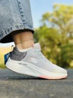 کتونی اسکیچرز مدل max cushion رنگ طوسی